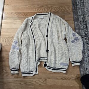 Taylor Swift folklore cardigan